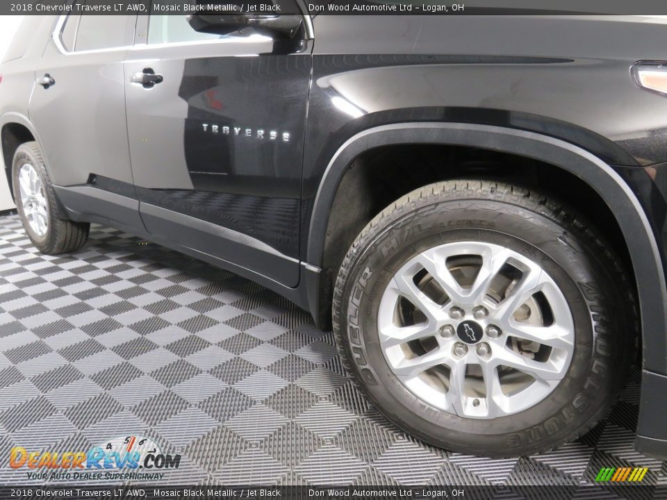 2018 Chevrolet Traverse LT AWD Mosaic Black Metallic / Jet Black Photo #4