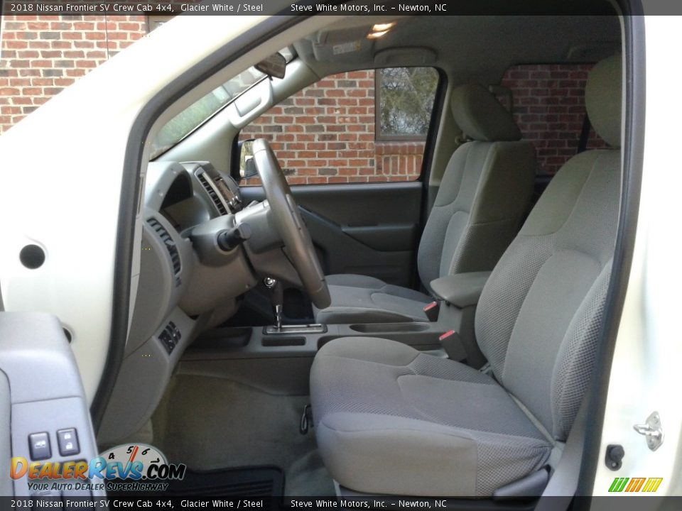2018 Nissan Frontier SV Crew Cab 4x4 Glacier White / Steel Photo #11