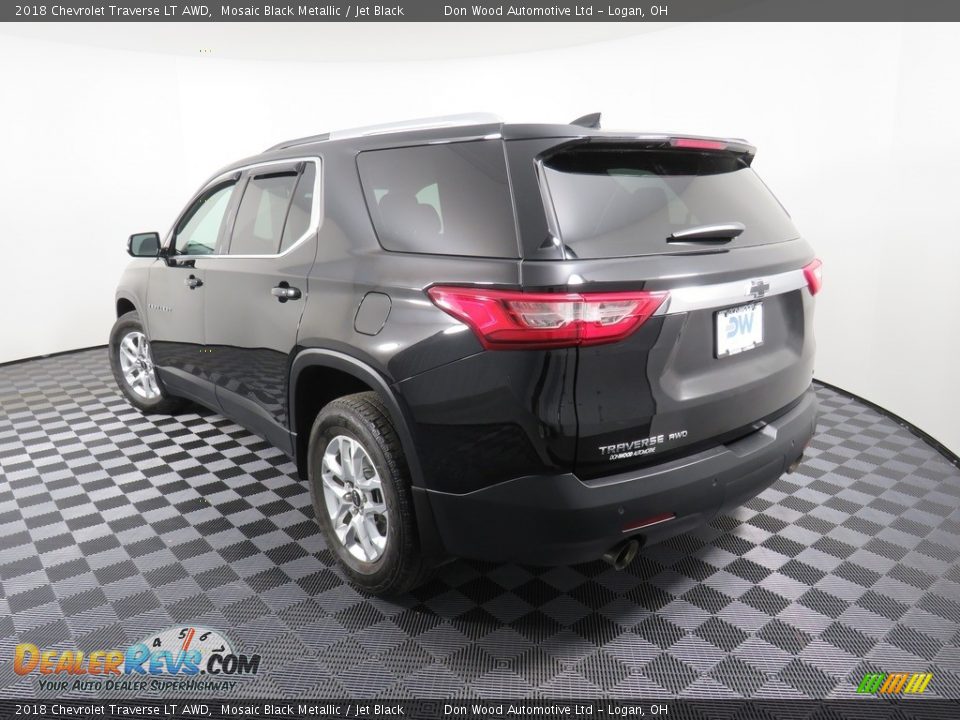 2018 Chevrolet Traverse LT AWD Mosaic Black Metallic / Jet Black Photo #11