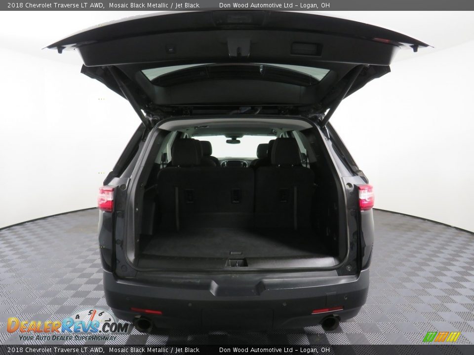 2018 Chevrolet Traverse LT AWD Mosaic Black Metallic / Jet Black Photo #13