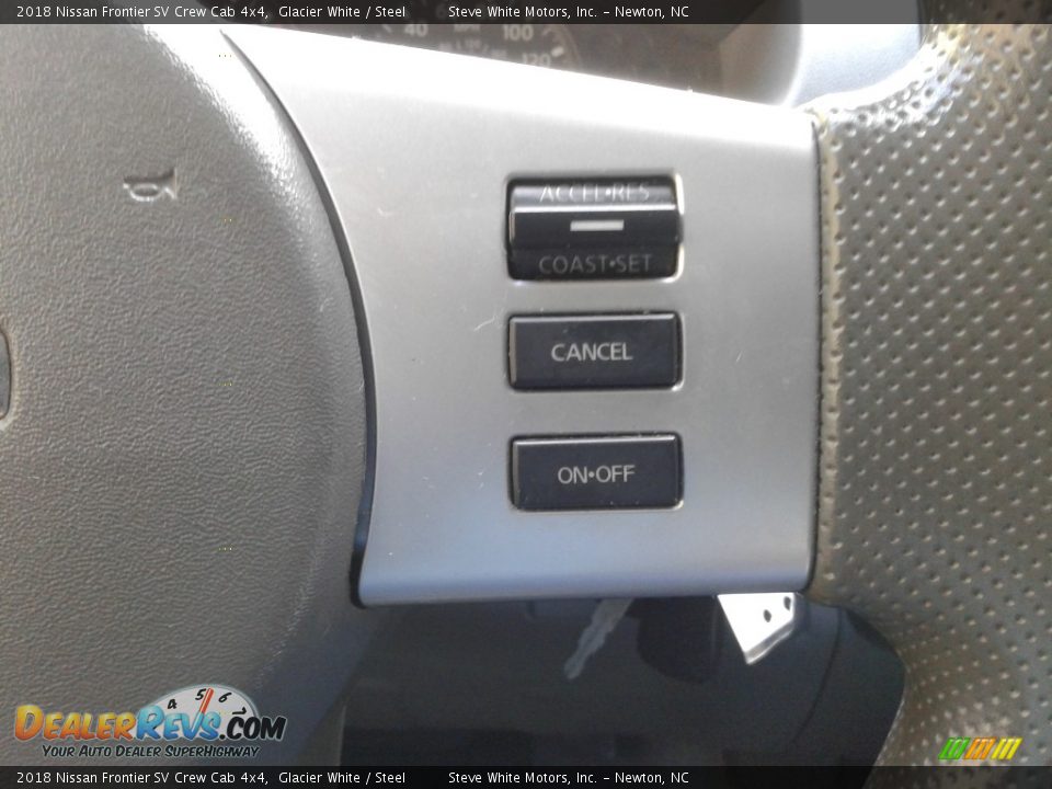 2018 Nissan Frontier SV Crew Cab 4x4 Glacier White / Steel Photo #18