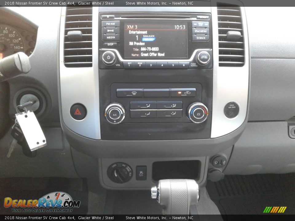 2018 Nissan Frontier SV Crew Cab 4x4 Glacier White / Steel Photo #20