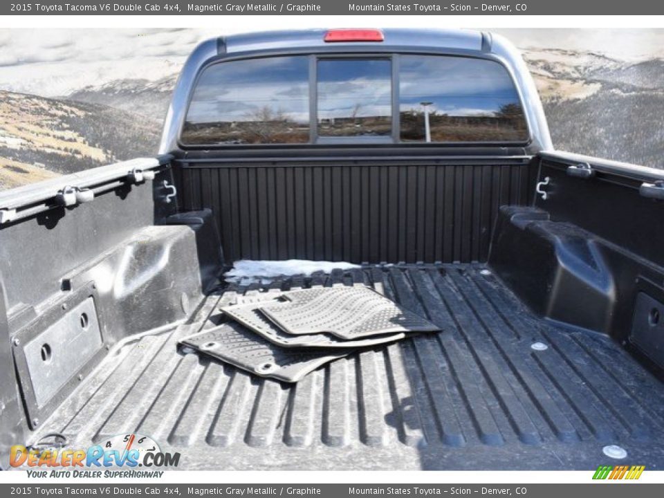 2015 Toyota Tacoma V6 Double Cab 4x4 Magnetic Gray Metallic / Graphite Photo #26