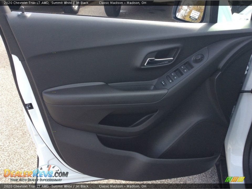 2020 Chevrolet Trax LT AWD Summit White / Jet Black Photo #10