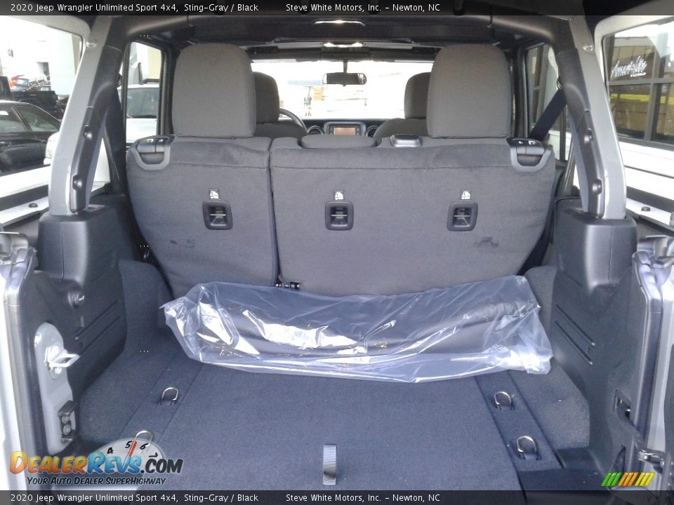 2020 Jeep Wrangler Unlimited Sport 4x4 Sting-Gray / Black Photo #12