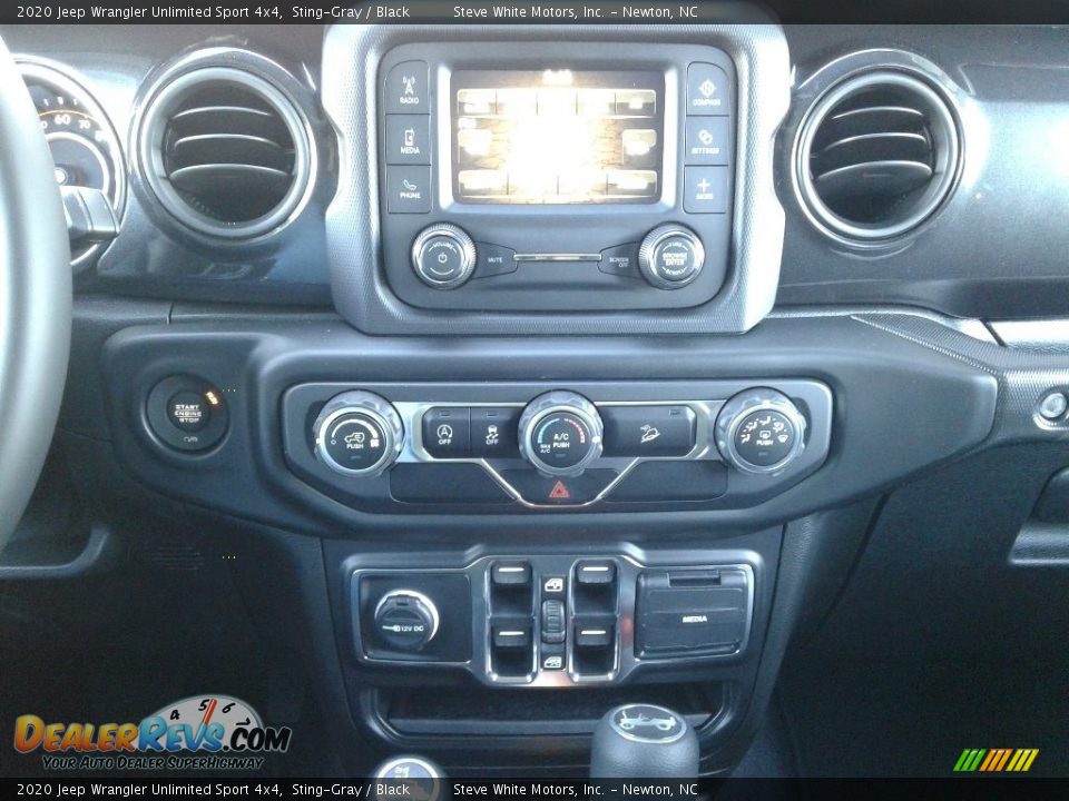 2020 Jeep Wrangler Unlimited Sport 4x4 Sting-Gray / Black Photo #19