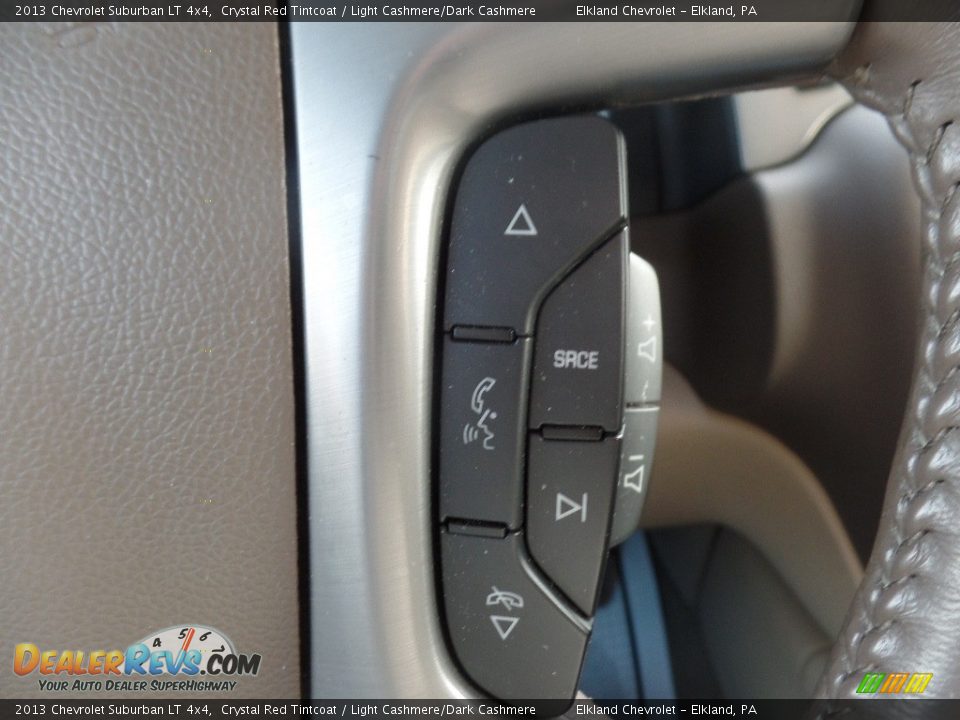 2013 Chevrolet Suburban LT 4x4 Crystal Red Tintcoat / Light Cashmere/Dark Cashmere Photo #28