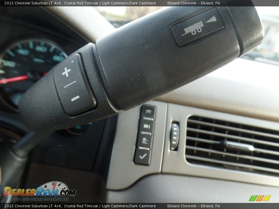 2013 Chevrolet Suburban LT 4x4 Crystal Red Tintcoat / Light Cashmere/Dark Cashmere Photo #31
