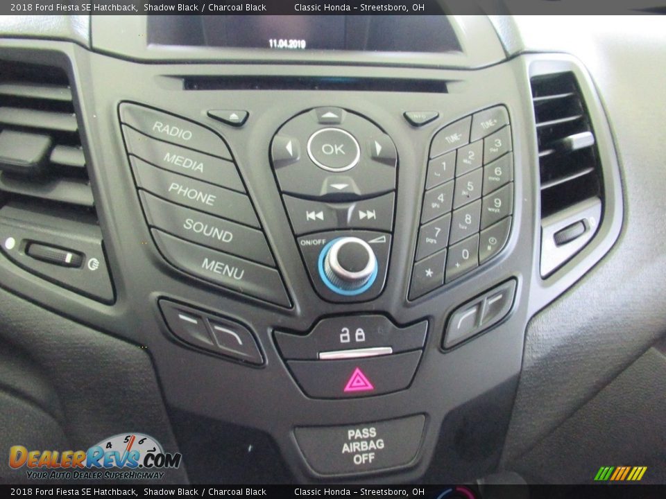 2018 Ford Fiesta SE Hatchback Shadow Black / Charcoal Black Photo #34