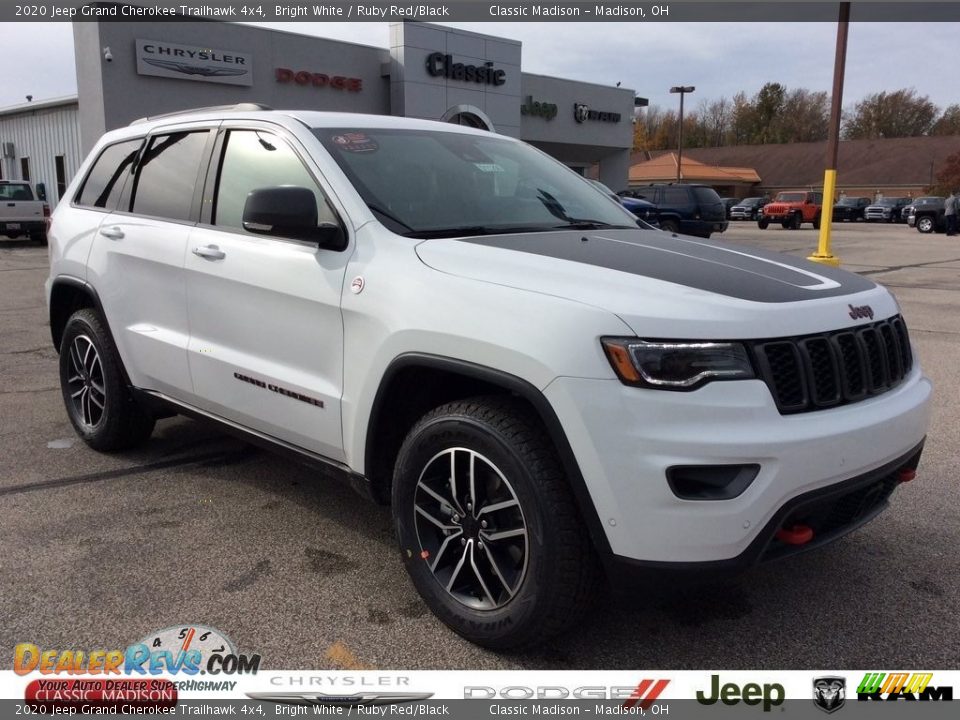 2020 Jeep Grand Cherokee Trailhawk 4x4 Bright White / Ruby Red/Black Photo #1