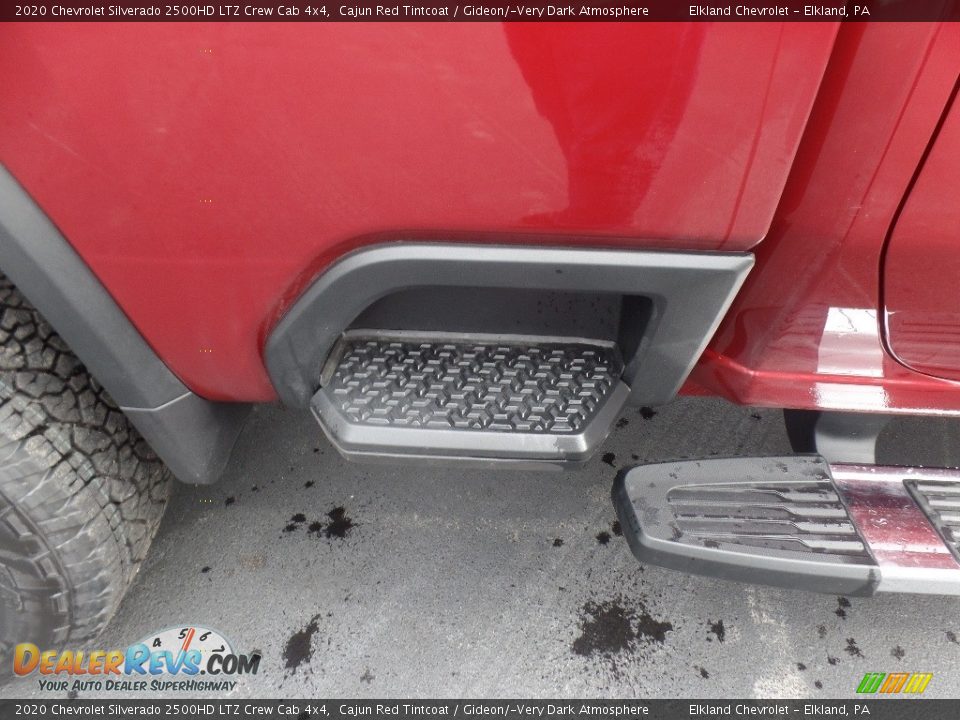 2020 Chevrolet Silverado 2500HD LTZ Crew Cab 4x4 Cajun Red Tintcoat / Gideon/­Very Dark Atmosphere Photo #14