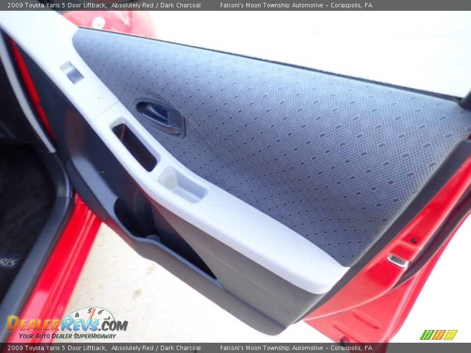 2009 Toyota Yaris 5 Door Liftback Absolutely Red / Dark Charcoal Photo #13