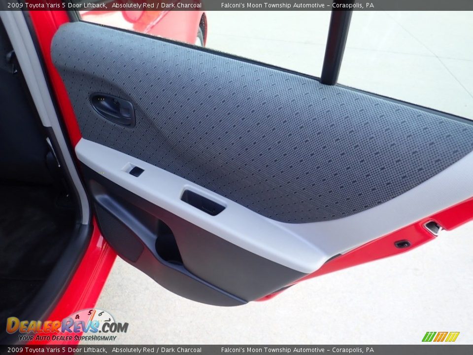 2009 Toyota Yaris 5 Door Liftback Absolutely Red / Dark Charcoal Photo #15