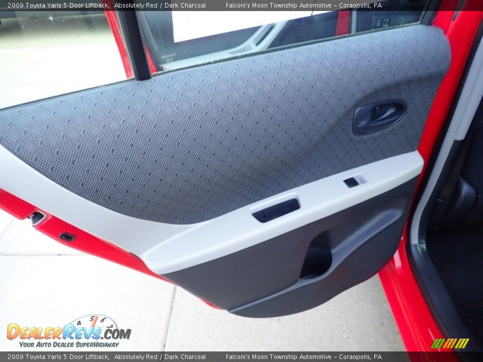 2009 Toyota Yaris 5 Door Liftback Absolutely Red / Dark Charcoal Photo #19