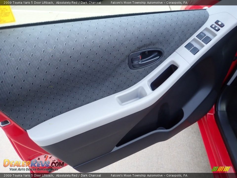 2009 Toyota Yaris 5 Door Liftback Absolutely Red / Dark Charcoal Photo #20