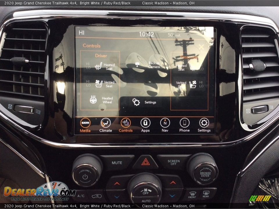 Controls of 2020 Jeep Grand Cherokee Trailhawk 4x4 Photo #15