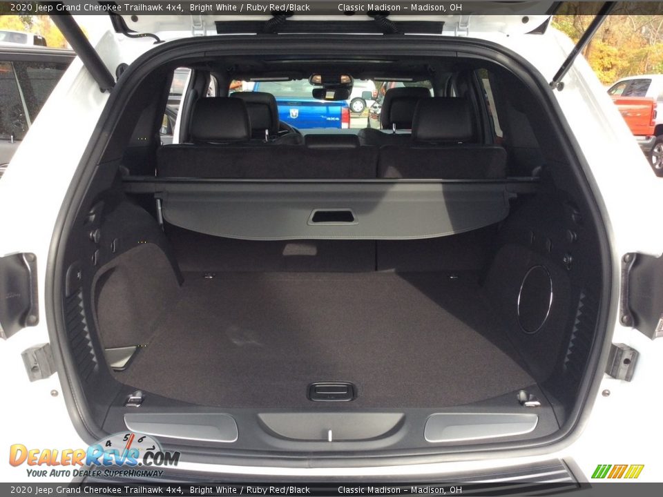 2020 Jeep Grand Cherokee Trailhawk 4x4 Trunk Photo #20