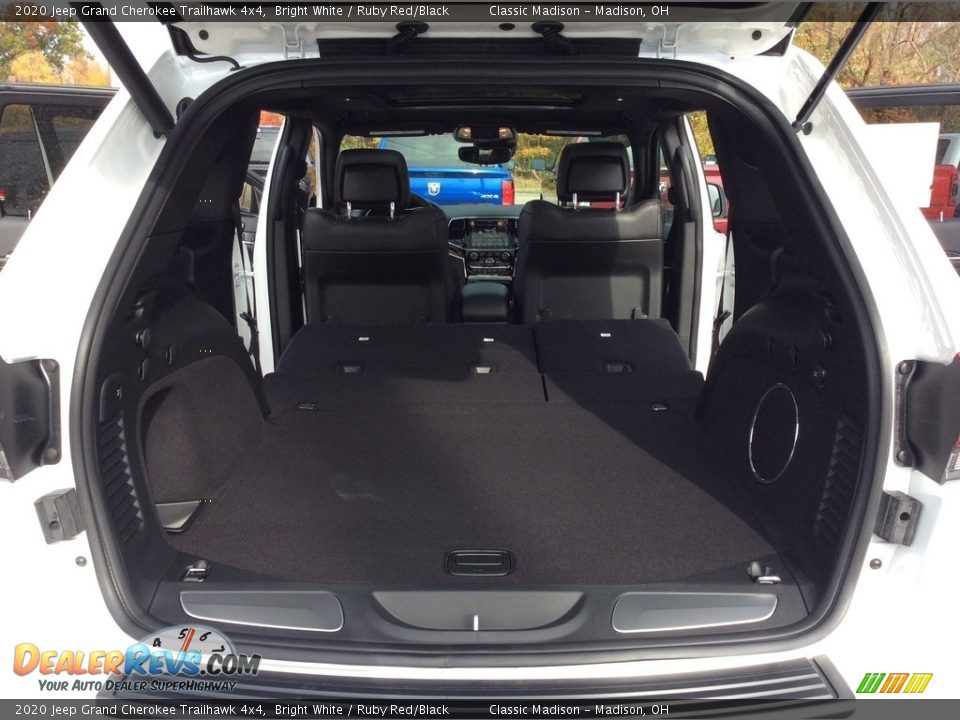 2020 Jeep Grand Cherokee Trailhawk 4x4 Trunk Photo #21