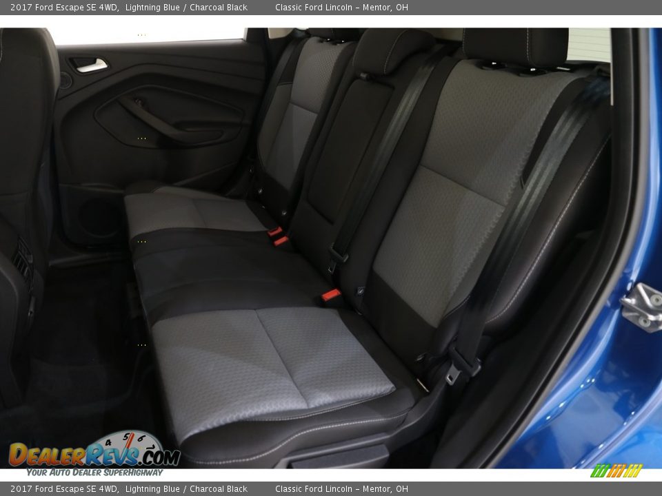 2017 Ford Escape SE 4WD Lightning Blue / Charcoal Black Photo #18