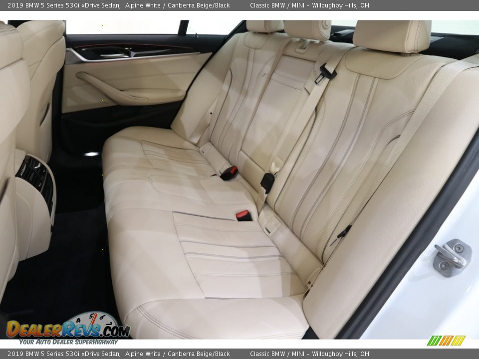 2019 BMW 5 Series 530i xDrive Sedan Alpine White / Canberra Beige/Black Photo #19