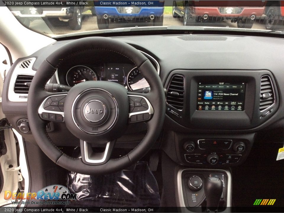 2020 Jeep Compass Latitude 4x4 White / Black Photo #3