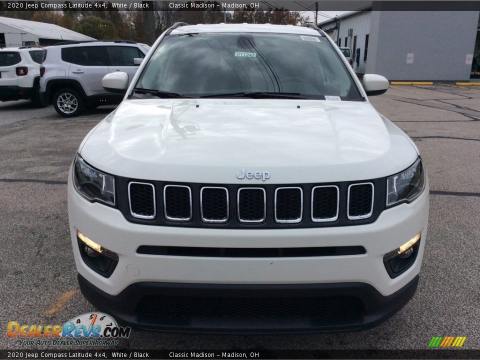 2020 Jeep Compass Latitude 4x4 White / Black Photo #4
