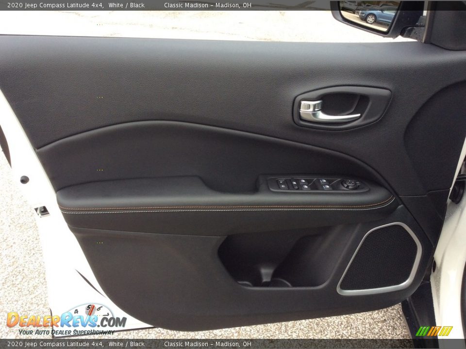 2020 Jeep Compass Latitude 4x4 White / Black Photo #10