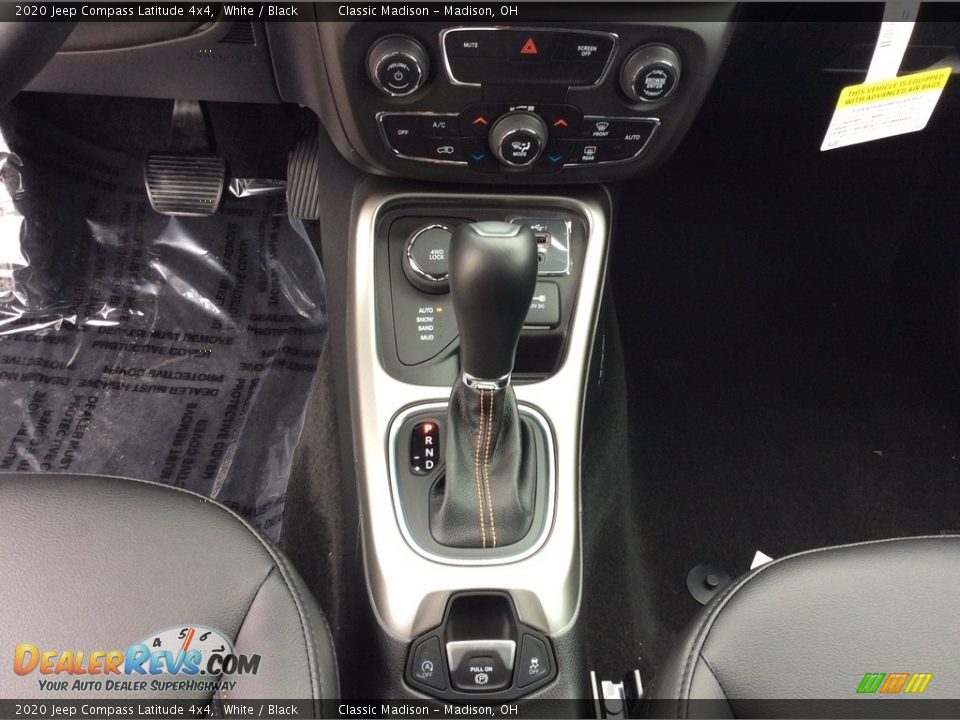 2020 Jeep Compass Latitude 4x4 White / Black Photo #13