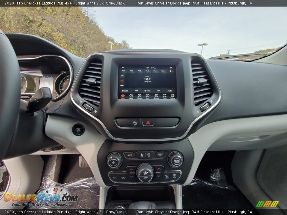 2020 Jeep Cherokee Latitude Plus 4x4 Bright White / Ski Gray/Black Photo #17