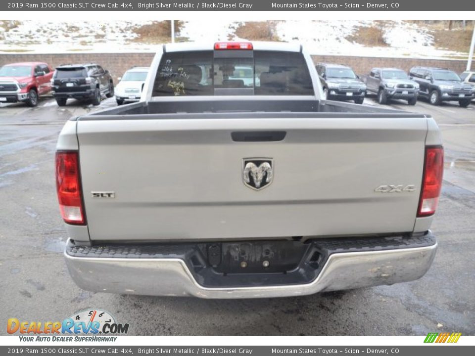 2019 Ram 1500 Classic SLT Crew Cab 4x4 Bright Silver Metallic / Black/Diesel Gray Photo #5