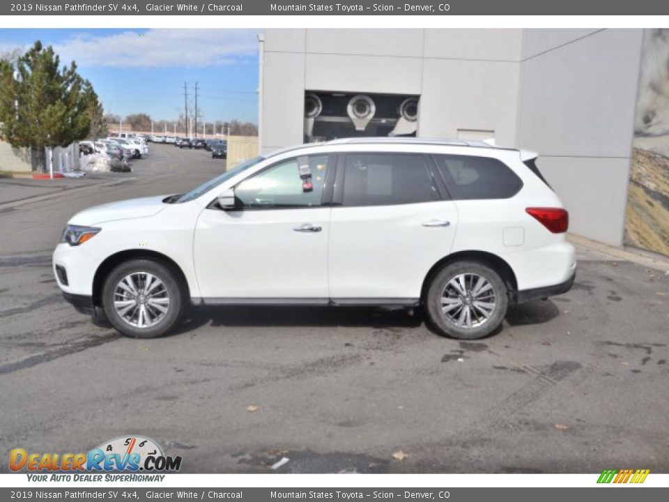 2019 Nissan Pathfinder SV 4x4 Glacier White / Charcoal Photo #3