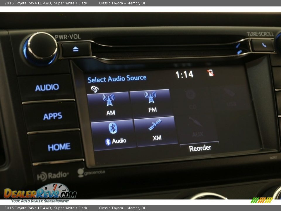 2016 Toyota RAV4 LE AWD Super White / Black Photo #11