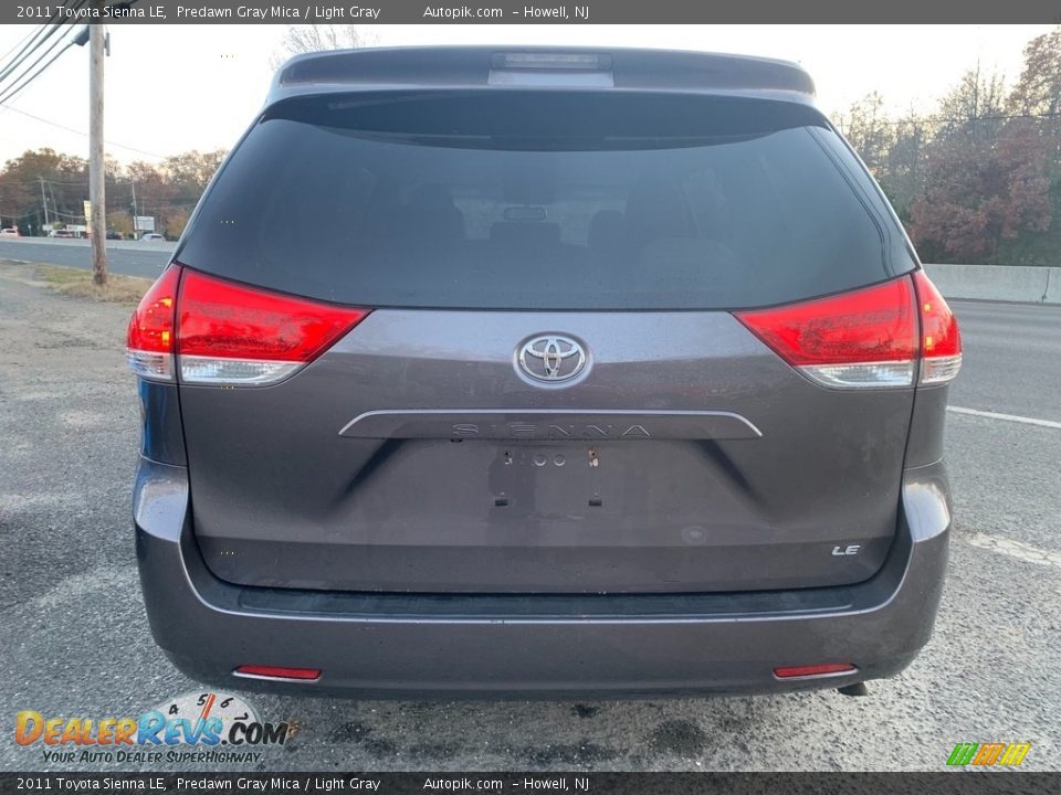 2011 Toyota Sienna LE Predawn Gray Mica / Light Gray Photo #4