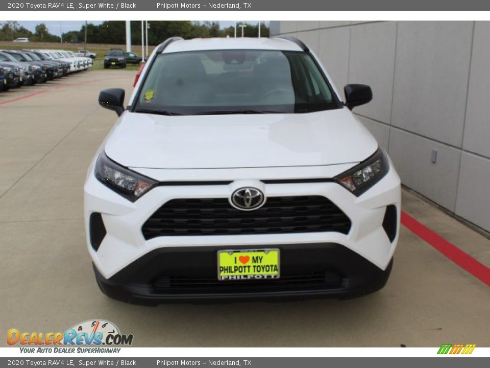 2020 Toyota RAV4 LE Super White / Black Photo #3