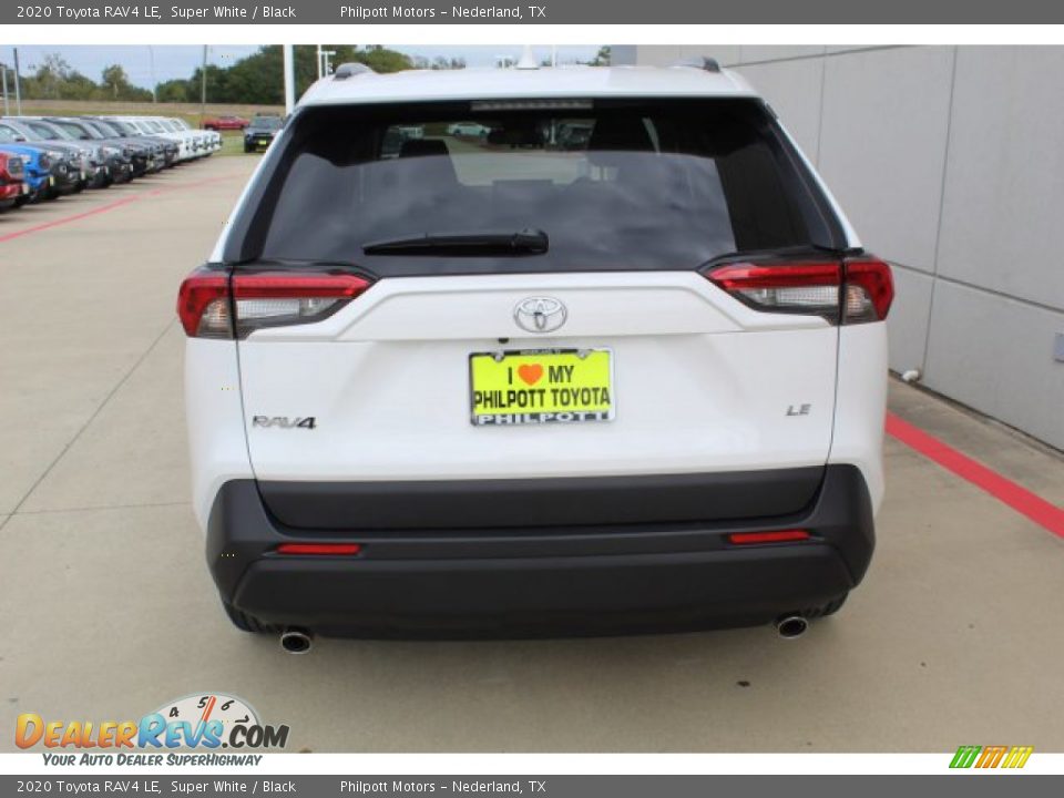 2020 Toyota RAV4 LE Super White / Black Photo #7