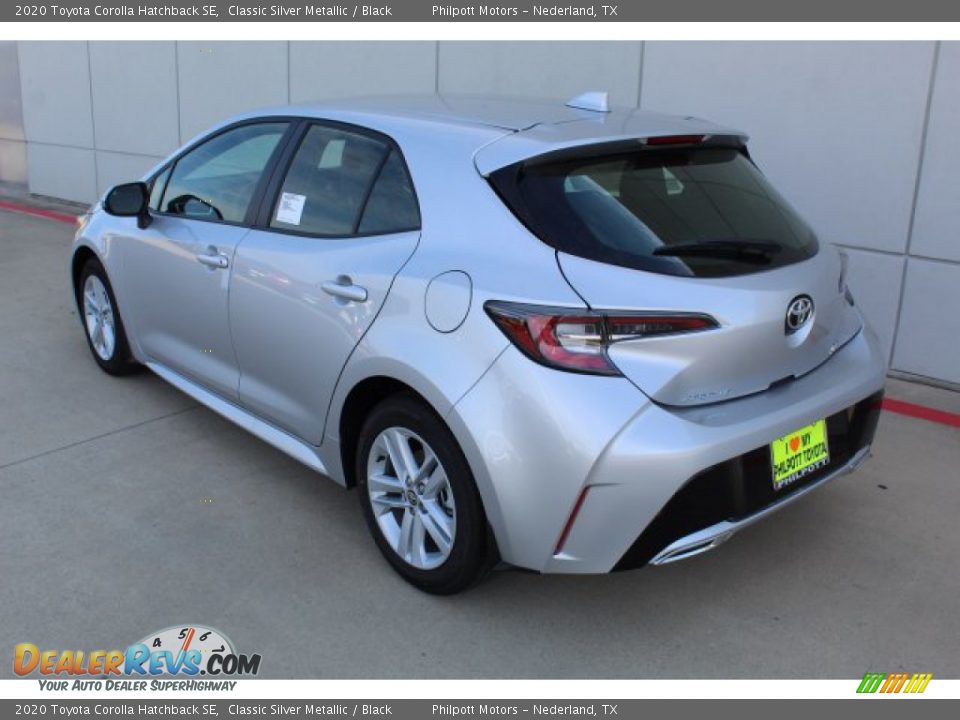 2020 Toyota Corolla Hatchback SE Classic Silver Metallic / Black Photo #6