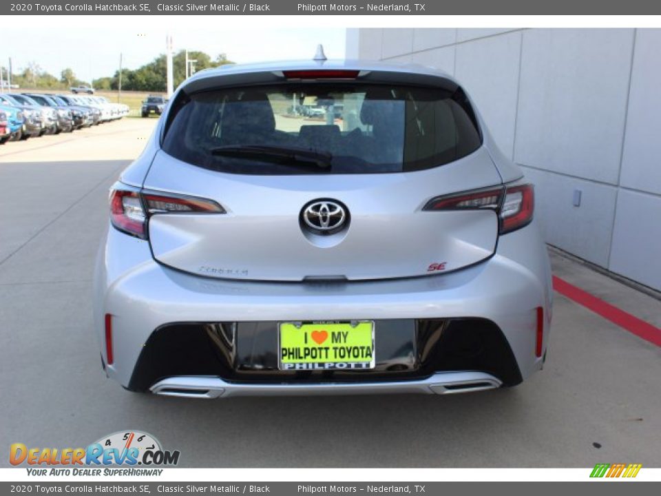 2020 Toyota Corolla Hatchback SE Classic Silver Metallic / Black Photo #7