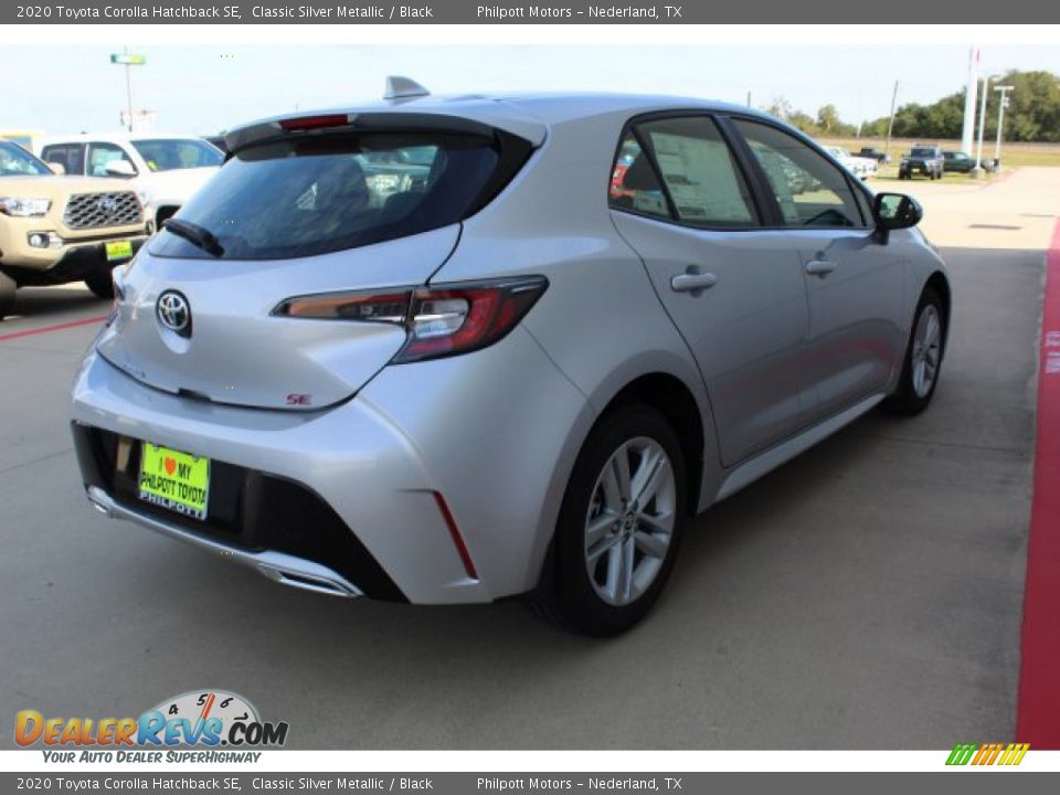 2020 Toyota Corolla Hatchback SE Classic Silver Metallic / Black Photo #8