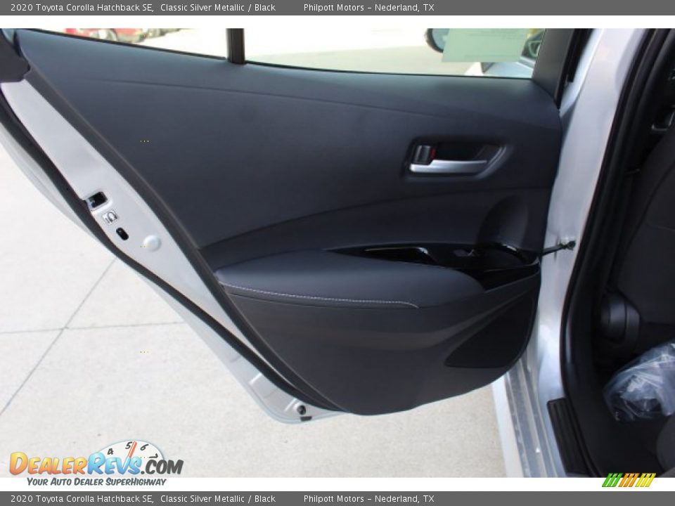 Door Panel of 2020 Toyota Corolla Hatchback SE Photo #19