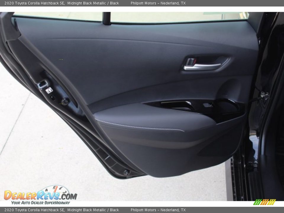 Door Panel of 2020 Toyota Corolla Hatchback SE Photo #19