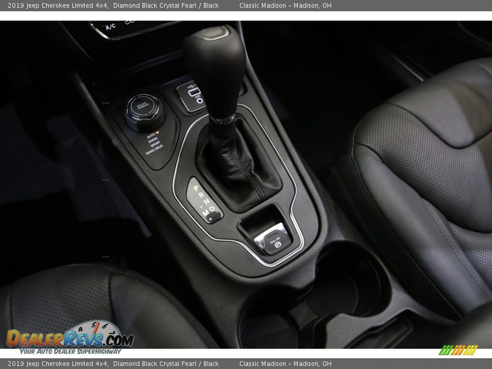 2019 Jeep Cherokee Limited 4x4 Diamond Black Crystal Pearl / Black Photo #19