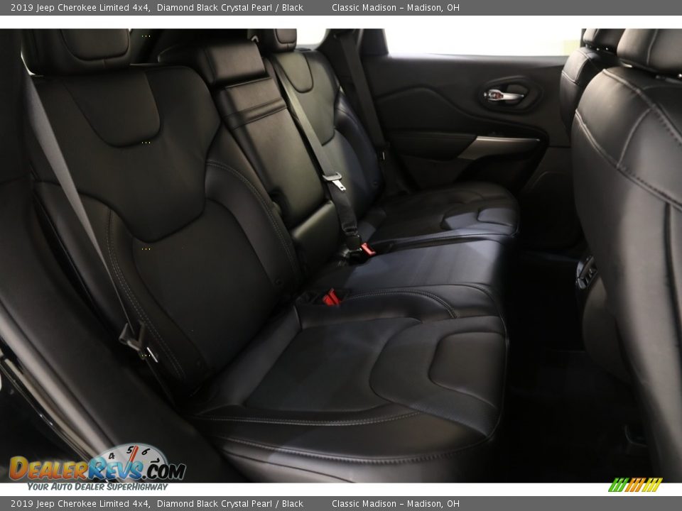 2019 Jeep Cherokee Limited 4x4 Diamond Black Crystal Pearl / Black Photo #21