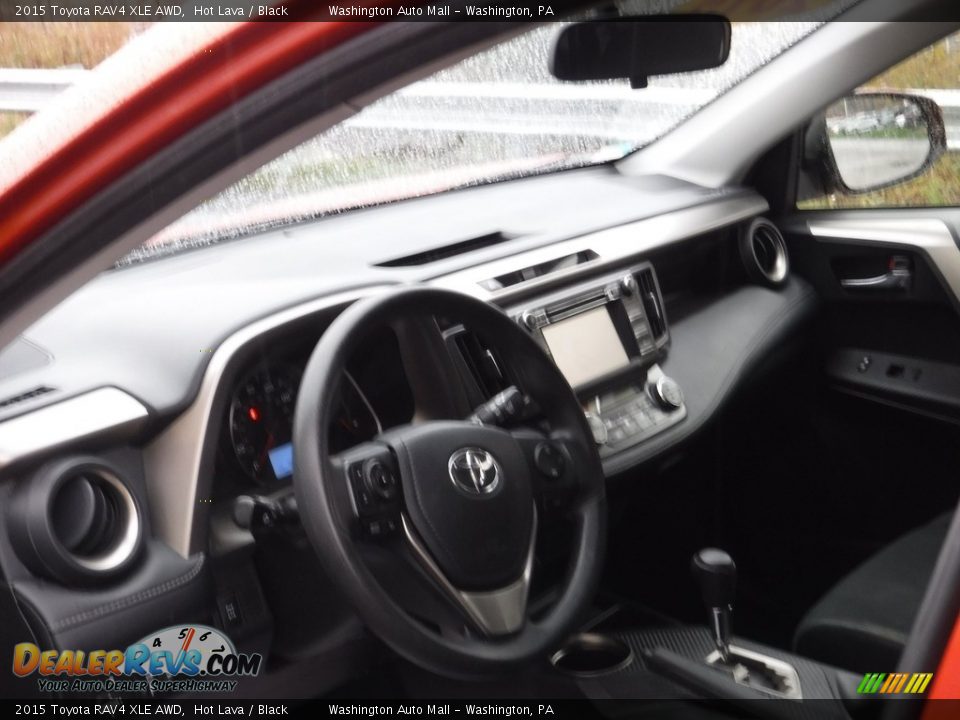 2015 Toyota RAV4 XLE AWD Hot Lava / Black Photo #13