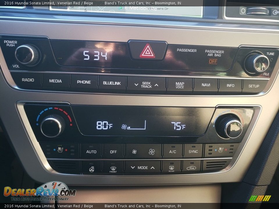 2016 Hyundai Sonata Limited Venetian Red / Beige Photo #27