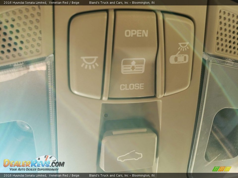 2016 Hyundai Sonata Limited Venetian Red / Beige Photo #36