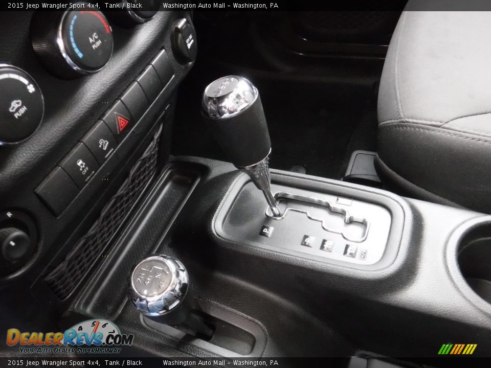 2015 Jeep Wrangler Sport 4x4 Tank / Black Photo #18