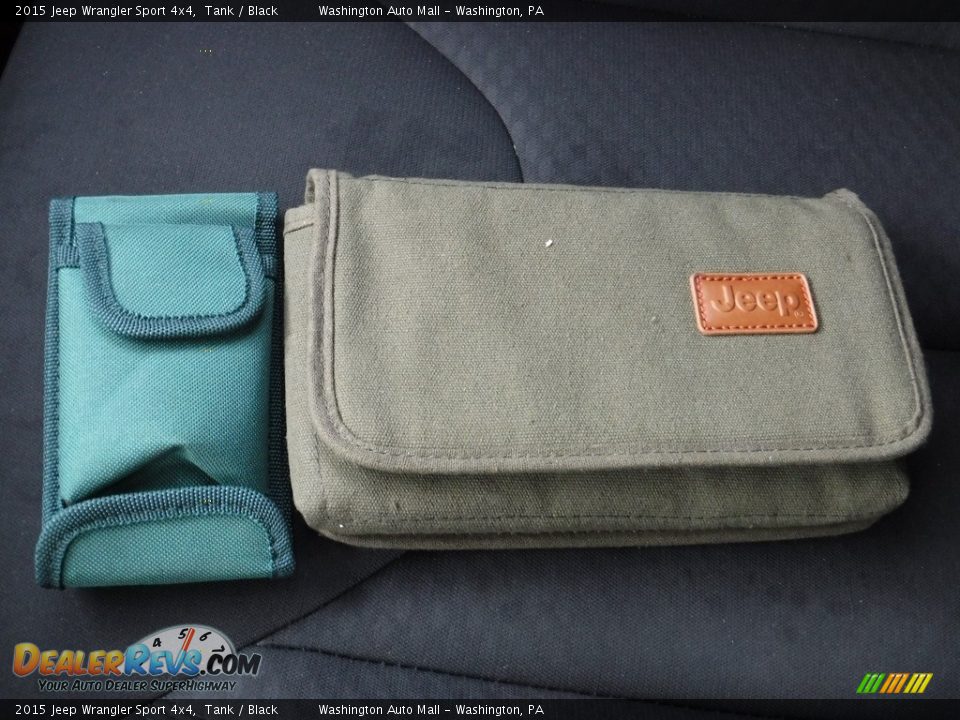 2015 Jeep Wrangler Sport 4x4 Tank / Black Photo #28