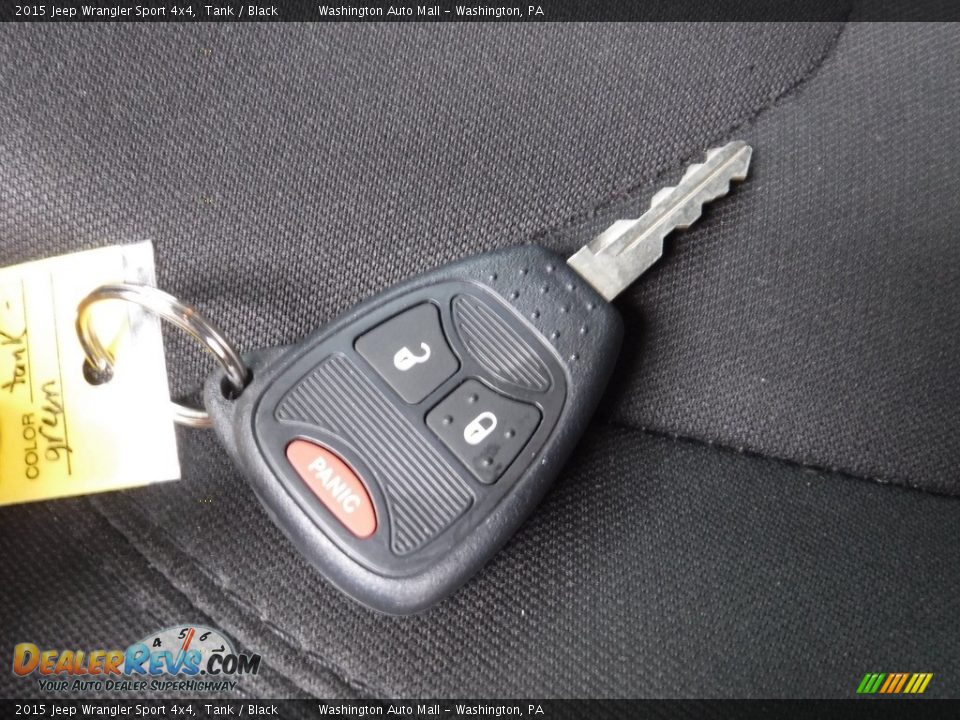 2015 Jeep Wrangler Sport 4x4 Tank / Black Photo #29