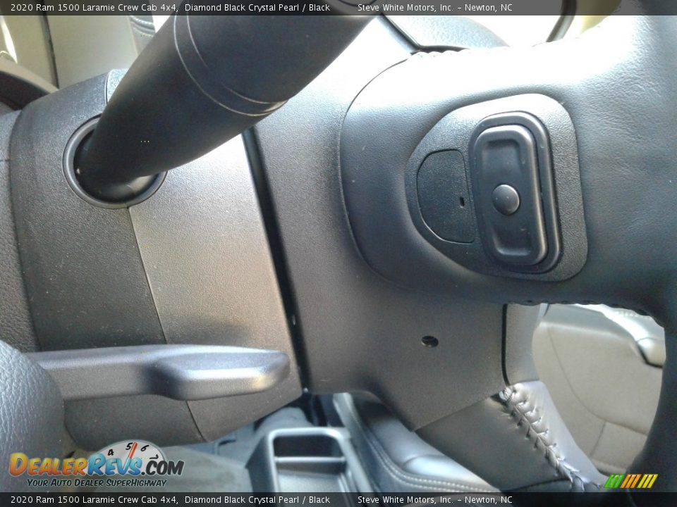 2020 Ram 1500 Laramie Crew Cab 4x4 Diamond Black Crystal Pearl / Black Photo #16
