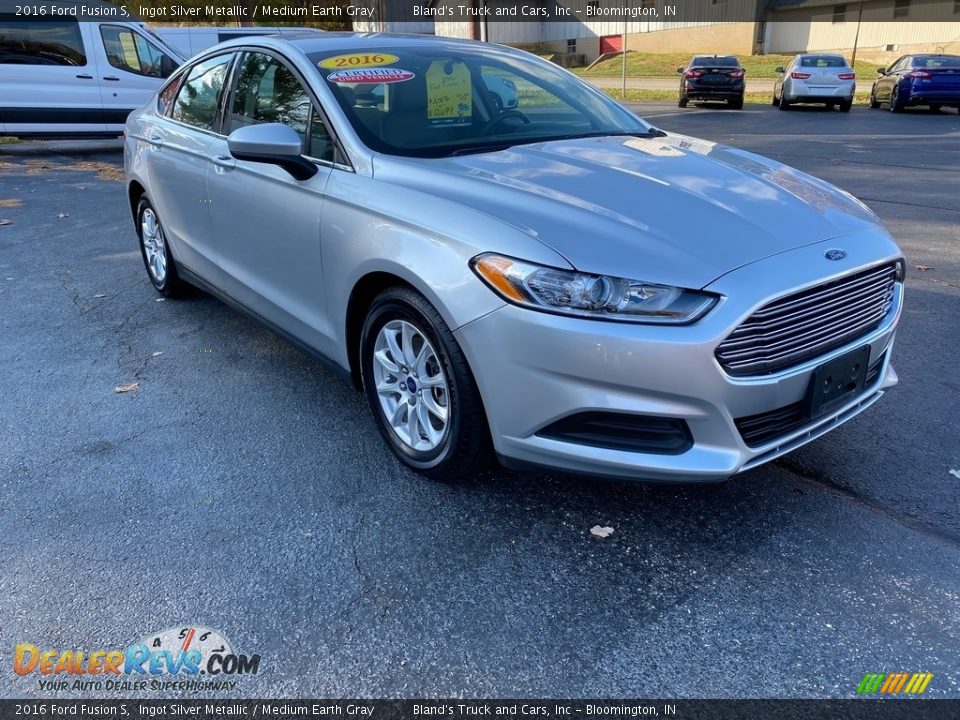 2016 Ford Fusion S Ingot Silver Metallic / Medium Earth Gray Photo #4